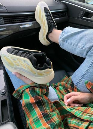 🧡🌼adidas yeezy boost 700 v3 srphym premium🌼🧡кросівки адідас ізі буст 7004 фото