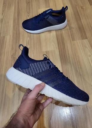 Кроссовки adidas questar