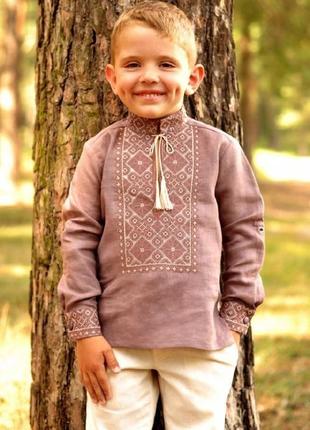 Детская льняная рубашка для мальчика с вышивкой2 фото