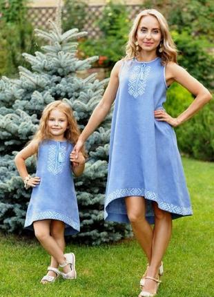 Дитяче плаття з льону кольору деніму з асиметричною лінією низу2 фото