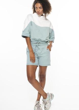 Костюм прогулочный кроп-топ и шорты мятного цвета, женский спортивный костюм летний мятный двухнитка9 фото