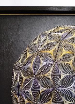 Картина-мандала в техніці string art . 3-д9 фото