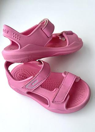 Сандалі crocs