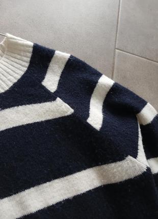 Стильный полосатый свитер3 фото