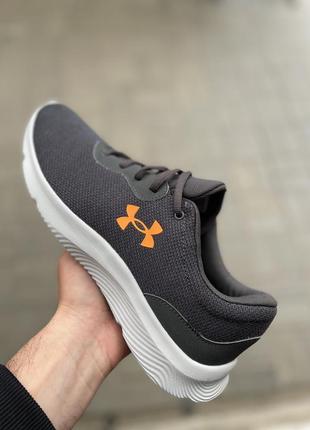 Кроссовки under armour