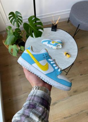 Жіночі кросівки найк данк лоу голубі з білим / nike dunk low next nature gs 'homer' dx3382-4001 фото