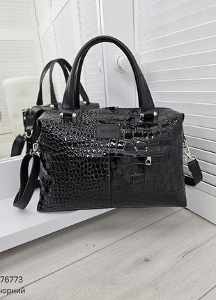 Женская стильная и качественная сумка из эко кожи черная рептилия лак2 фото