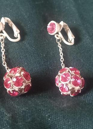 Оригінальні, вінтажні кліпси. англія.