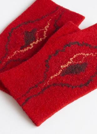 Красные валяные митенки перчатки без пальцев из шерсти4 фото