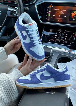 Женские кроссовки nike sb dunk low pro iso orange &gt; court purple