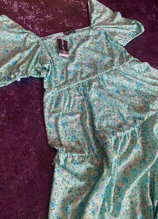 Сукня в квітковий принт з натуральної тканини1 фото
