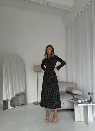 Неймовірна сукня міді вільного крою з зав’язками збоку, у квітковий принт, з якісної легкої тканини чорні біла стильна трендова красива