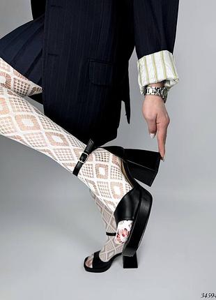 Чорні босоніжки