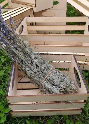 Декоративные ящики для хранения, создания флористических или подарочных композиций.