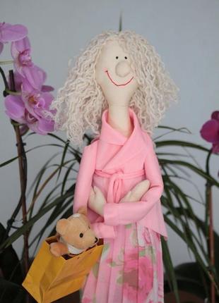 Текстильна лялька ручної роботи "шопоголік"
