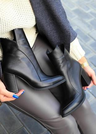 Шкіряні черевики ручної роботи