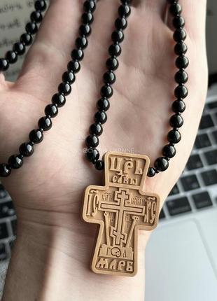 Нательный православный крест деревянный мужской на бусах крест на шею3 фото