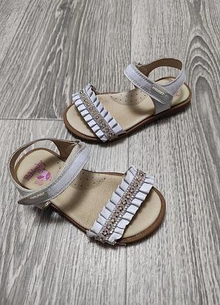 Кожаные сандалии сандалии босоножки босоножки pablosky 24-25p
