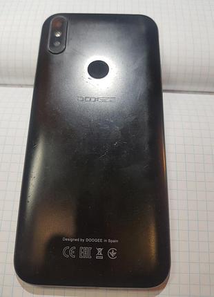Doogee y8 кришка без кнопок б/у