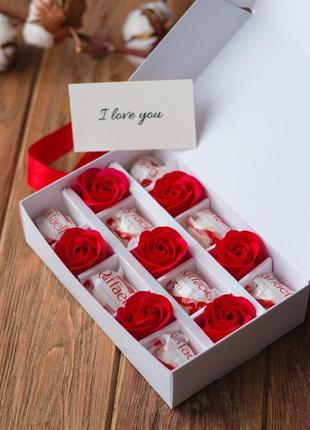 Подарунковий набір до 14 лютого солодкий подарунок "троянди і ...