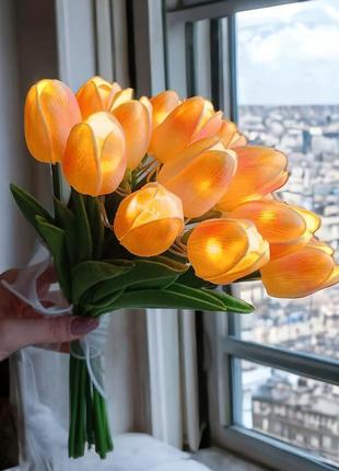Подарунок 14 лютого дівчині світильник тюльпан букет квітів 15...