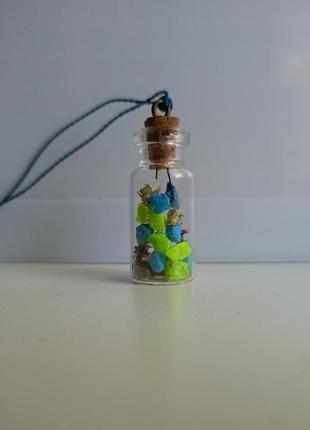 Патриотический кулон мини бутылочка