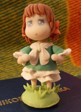 Фігурка зроблена в аніме стилі (chibi)