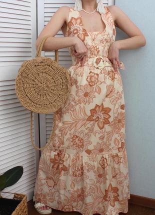 Шикарное плотное платье с поясом2 фото