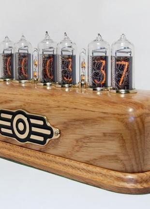 Ламповые часы | nixie clock | светлый дуб | fallout | стимпанк | винтажные часы | настольные часы |5 фото