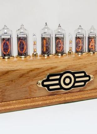 Ламповые часы | nixie clock | светлый дуб | fallout | стимпанк | винтажные часы | настольные часы |1 фото