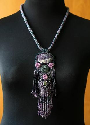Ожерелье из бисера с аметистом и гематитом4 фото