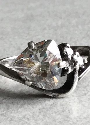 Кільце, б/у, срібло 925 , р. 17,75 (л. 17)