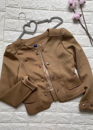 Стильный нарядный бежевый классический жакет пиджак размер л1 фото