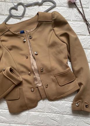 Стильный нарядный бежевый классический жакет пиджак размер л7 фото