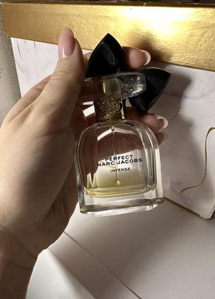 Парфюми marc jacobs intense