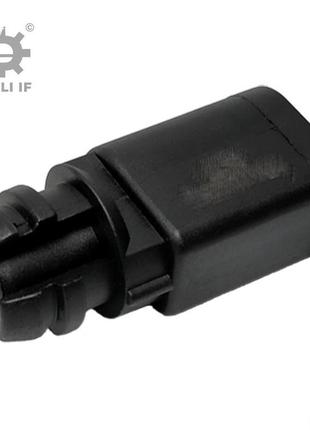 Датчик зовнішньої температури a8 audi 8z0820535