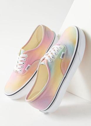 Новые оригинал кеды кеди мокасины vans authentic womens aura shift   39р