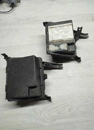 Коробочка запобіжник реле