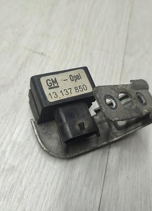 Датчик ids підвіски opel zafira b .опель зефіра б 13137850