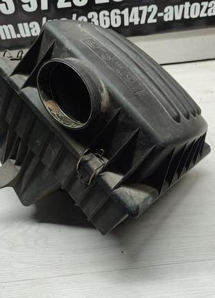 Корпус повітряного фільтра opel omega b 90448352