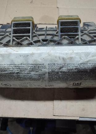 90561101 подушка безпеки (airbag) пасажирська opel astra