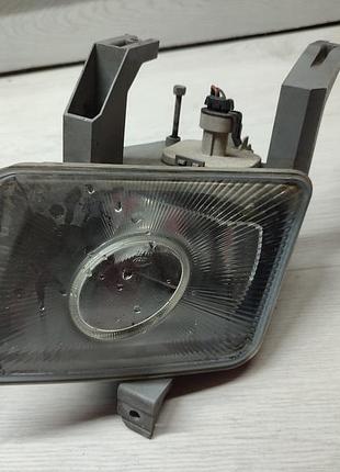 Протитуманна фара (права) 90585030 opel vectra b·