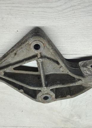 Кронштейн коробки перемікання передач opel vectra b 0047620