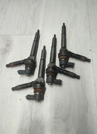 Форсунка паливна opel astra h combo z17dth dtl bosch 0445110174