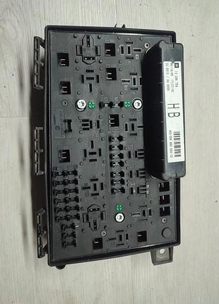 Блок запобіжників opel astra, zafira b. модуль bsi. 13206754 hb