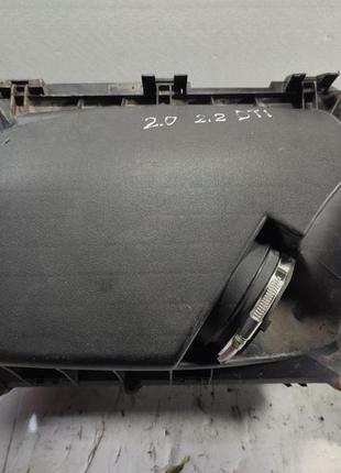 Корпус повітряного фільтра 2.0 2.2 opel vectra c signum 2002-2...