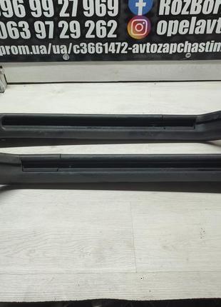 Напрямна шторка багажника opel vectra b 90503226 90503225