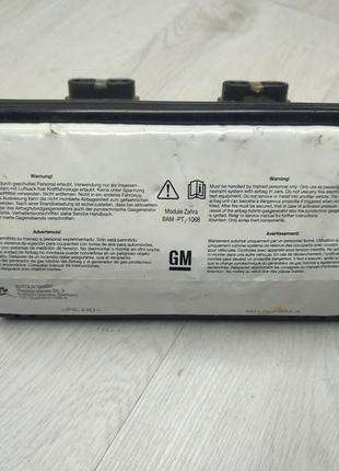 Подушка безпеки (airbag) у торпедо opel astra h zafira b gm 13...