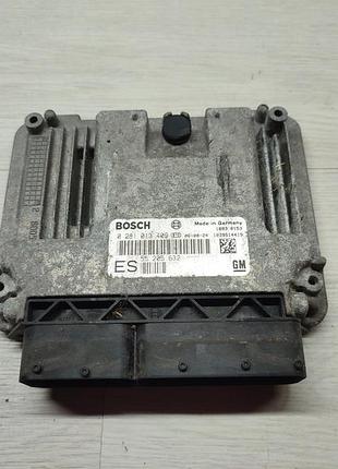 Блок керування ecu 55205632 ecu vectra c 1.9 cdti 0281013409