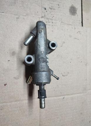 Регулятор тиску палива z19dt opel astra h zafira b 55188200 б/...